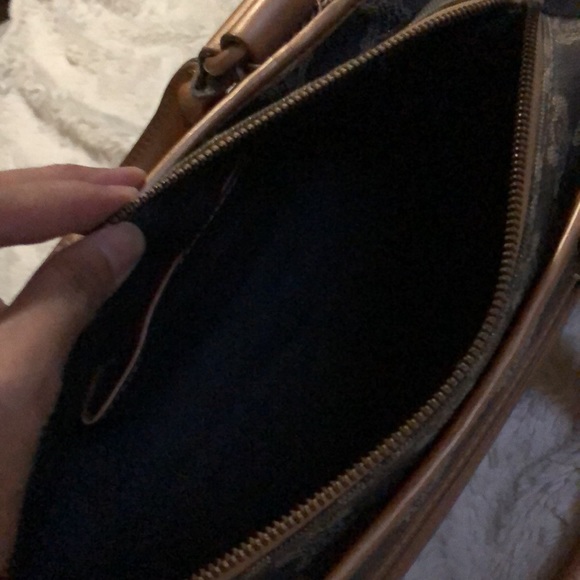 TODAY ONLY:Authentic Celine Triomphe Boogie Denim & Leather Bag rubs sold as-is - Picture 4 of 16